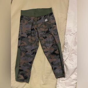 Adidas cropped athletic pant Camo